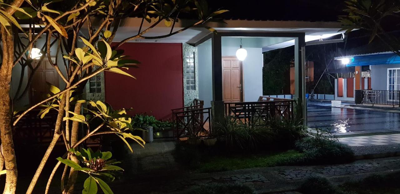 Mandalawangi Hotel 3*